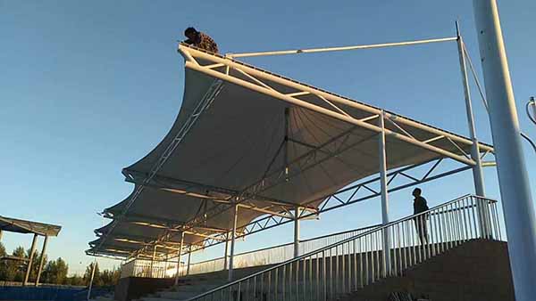 張家口張北高中操場膜結構看臺工程動態