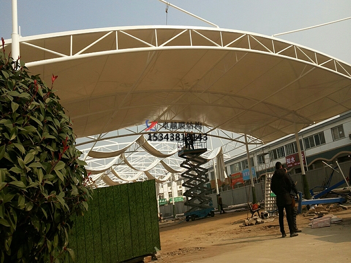 信陽浉河區三官菜市場膜結構雨棚